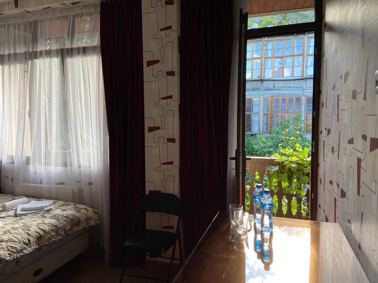 Hotel "Tbilisi Tales" In The Heart Of The Old City المظهر الخارجي الصورة